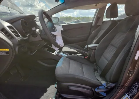 2017 Kia Forte Lx z USA, uszkodzony, nr VIN 3KPFL4A72HE073457